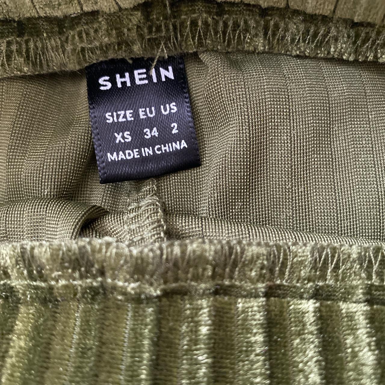 SHEIN Women's Green Trousers (2)