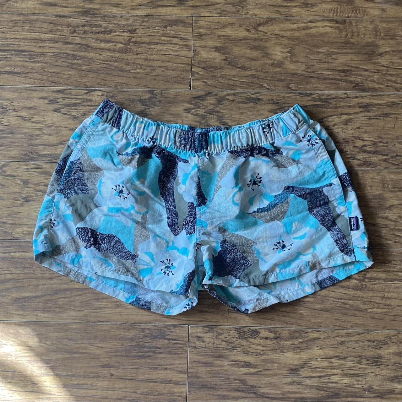 Patagonia Women's Blue and White Shorts | Depop