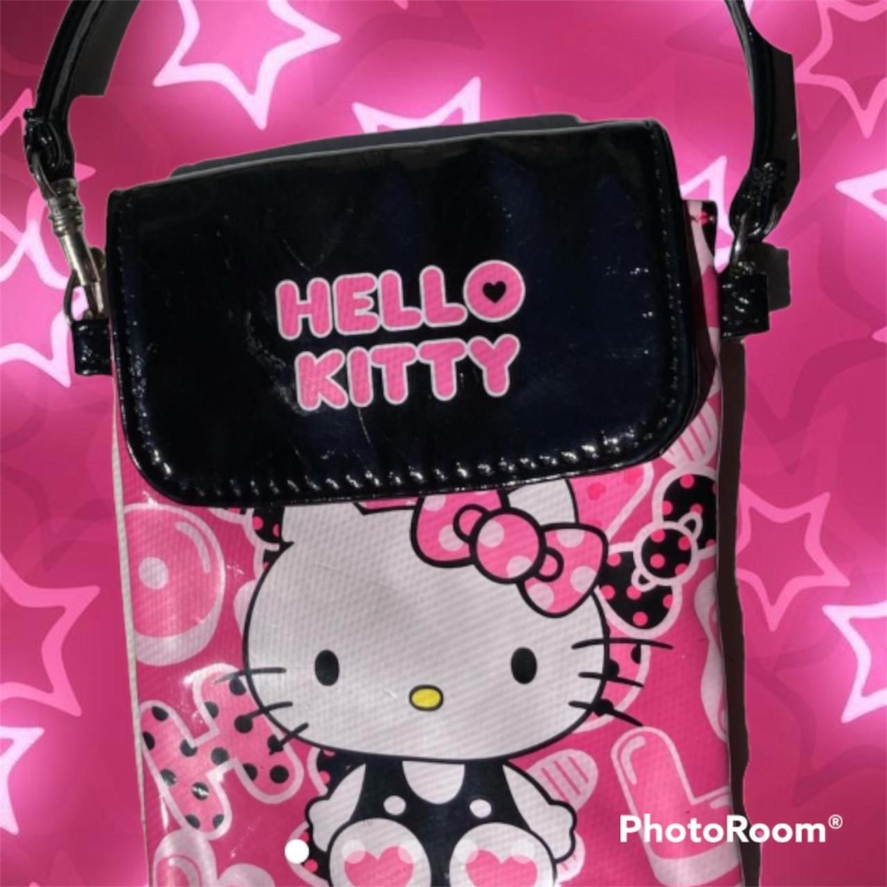 Sanrio 2013 Vintage Hello Kitty pouch/wallet 🩷 free... - Depop