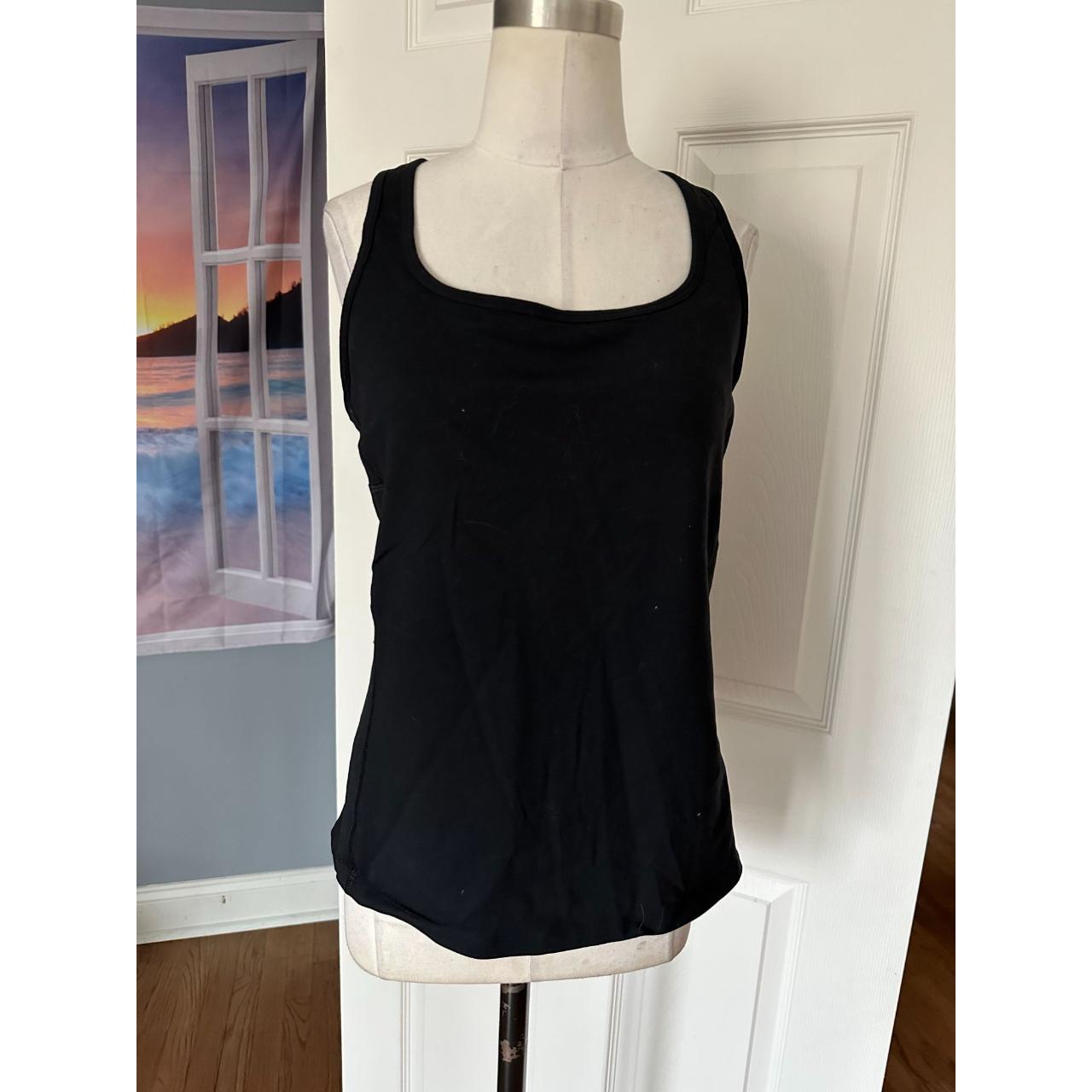 Gap hotsell workout tops