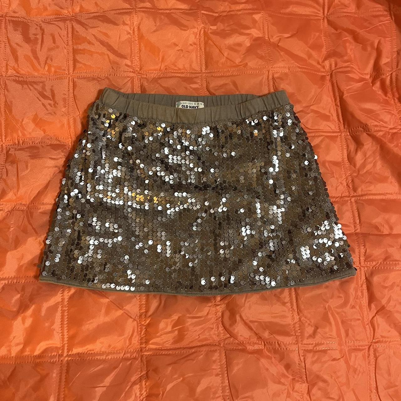 old navy kids sequin mini skirt, fits like an xs - Depop