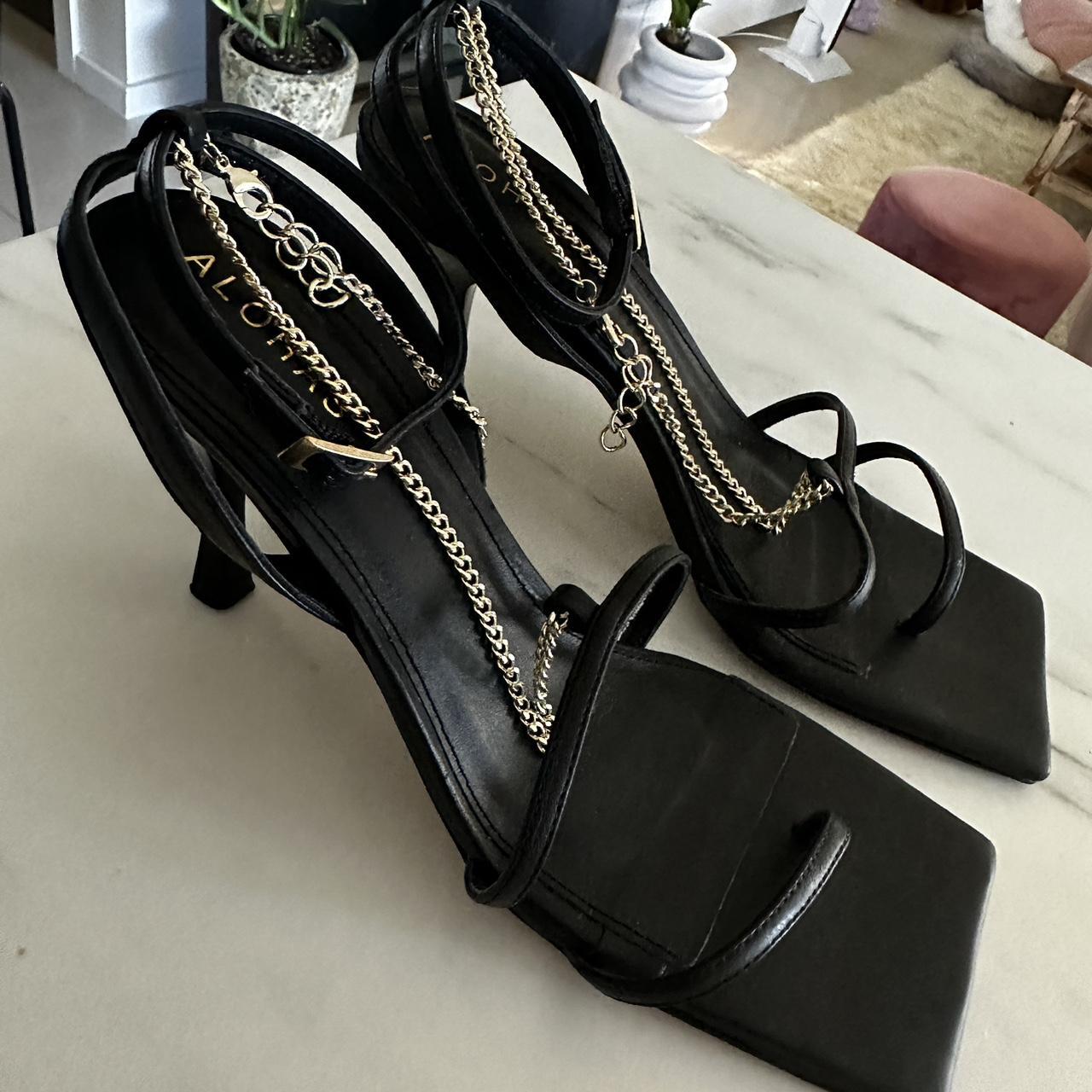 Alohas strap chain heels sandals size 38, Used