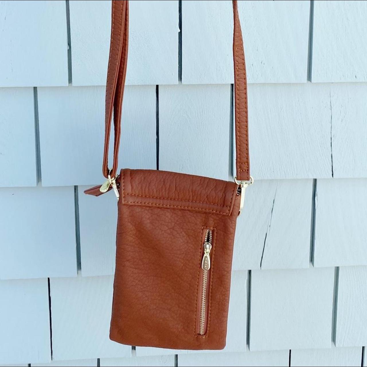 A neutral bag goes with everything.