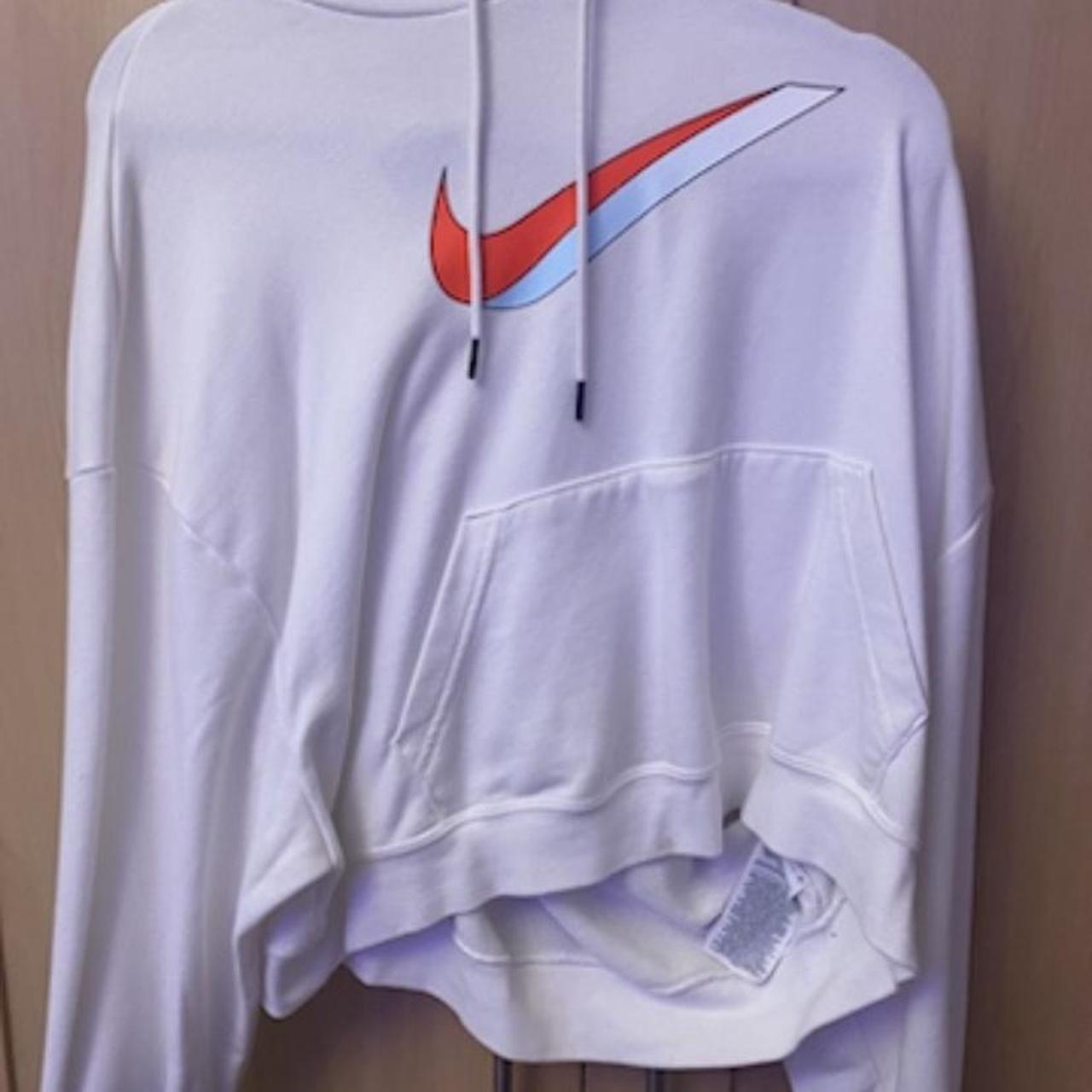 cropped white nike hoodie