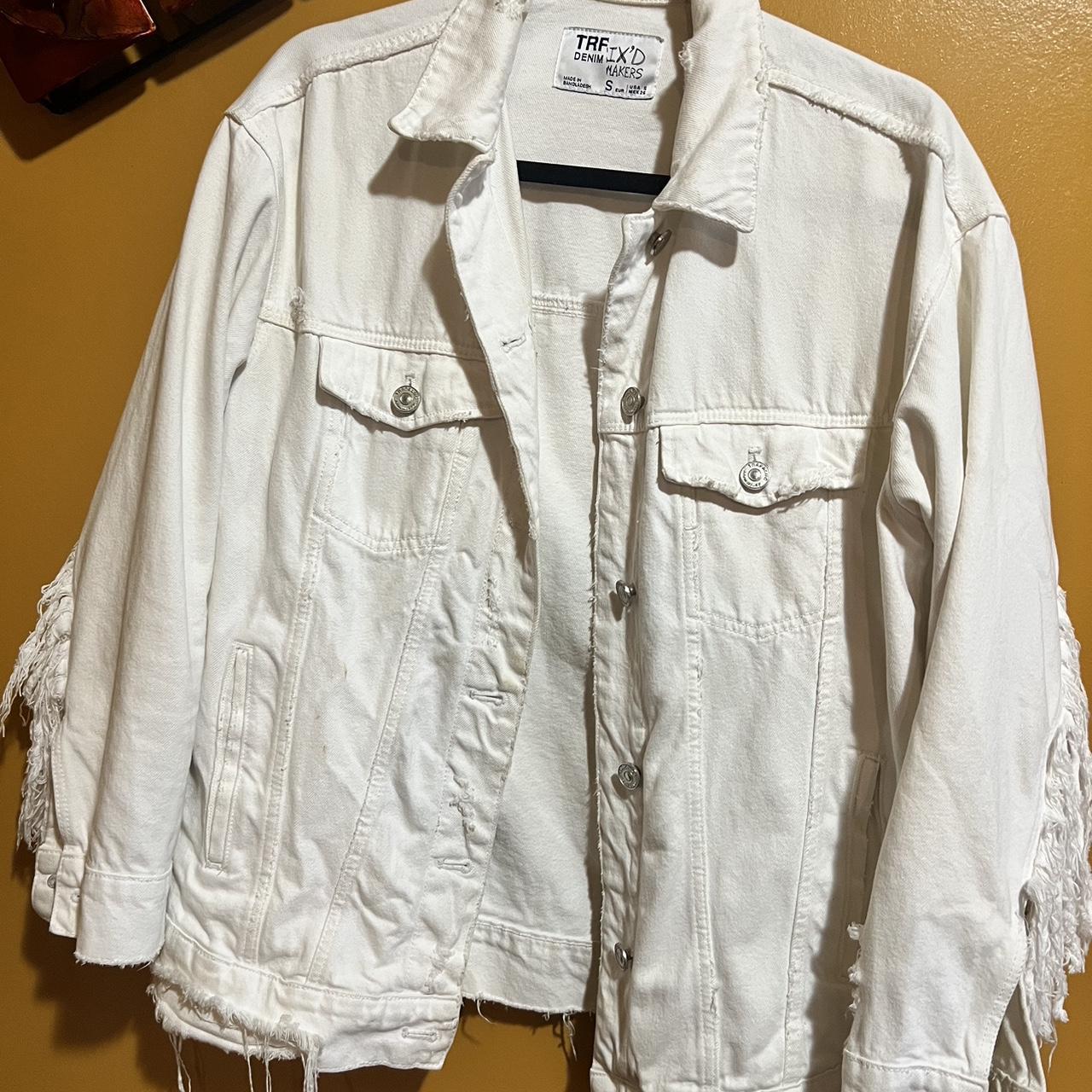 item listed by genesishopkinss
