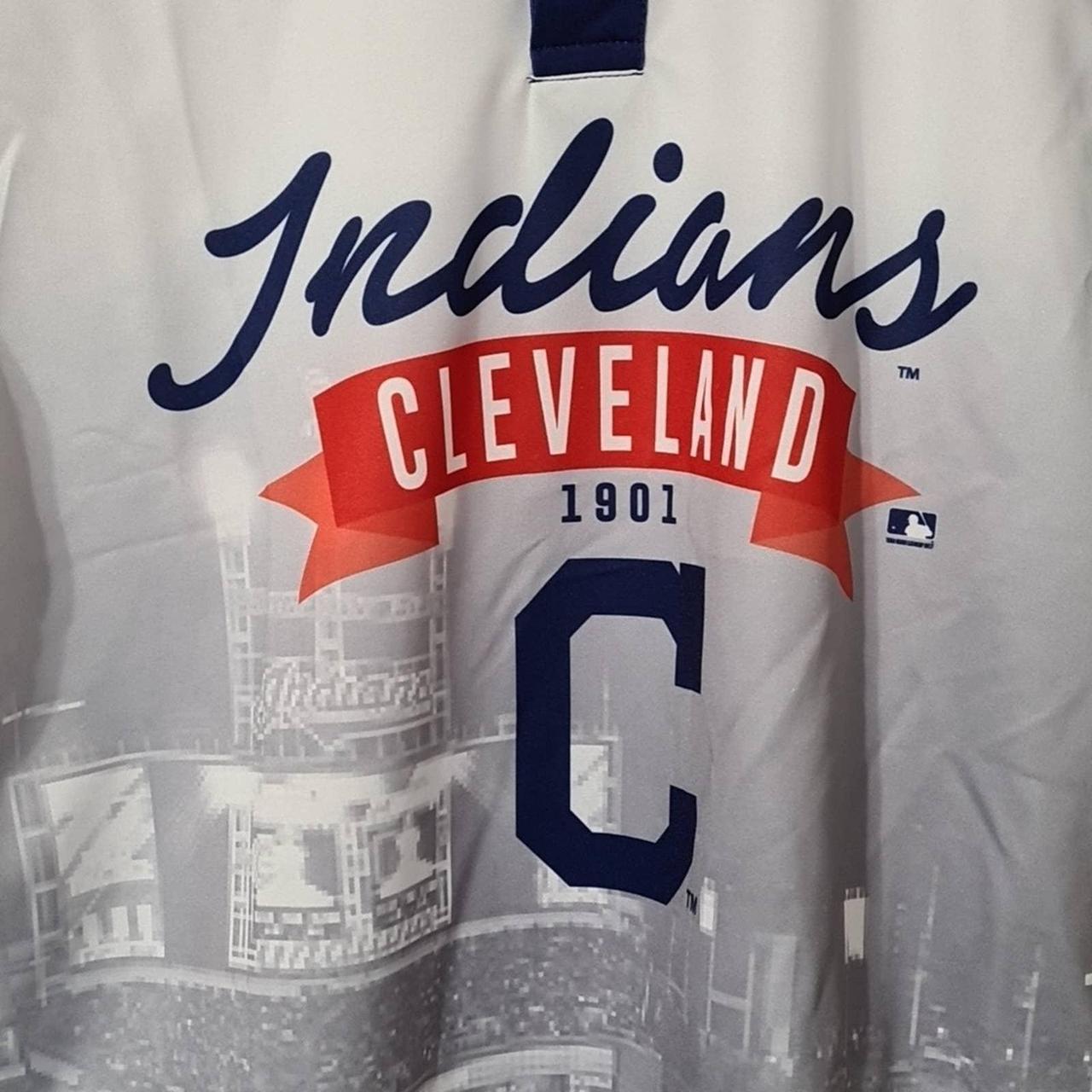 Cleveland Indians Polo Shirt Men's Large No flaws - Depop