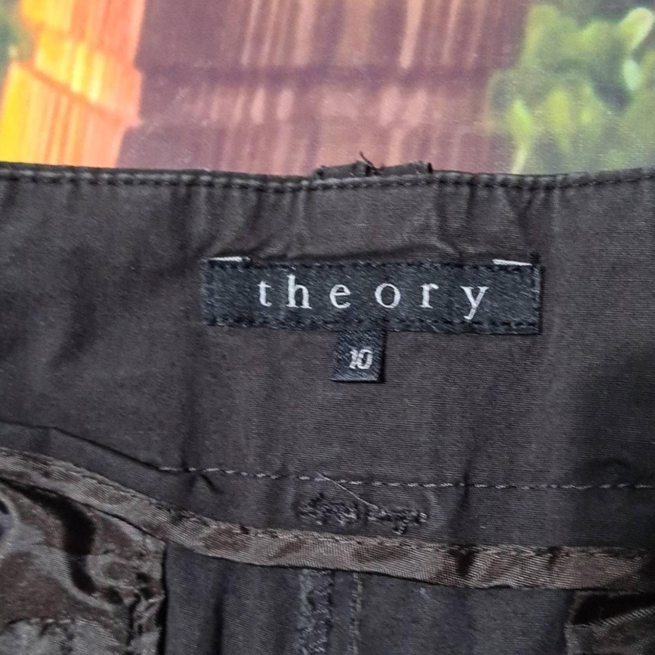 Theory Brown Capri Pants Size 10 29 waist 19 - Depop