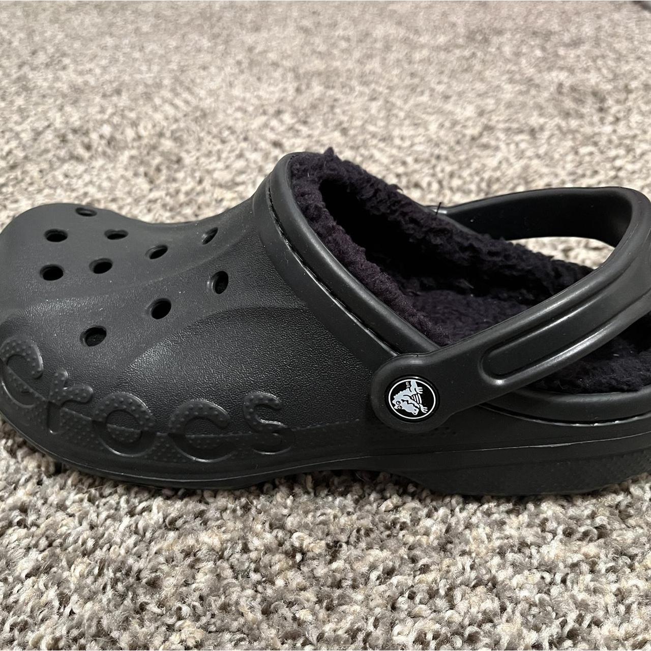 mens black fuzzy crocs