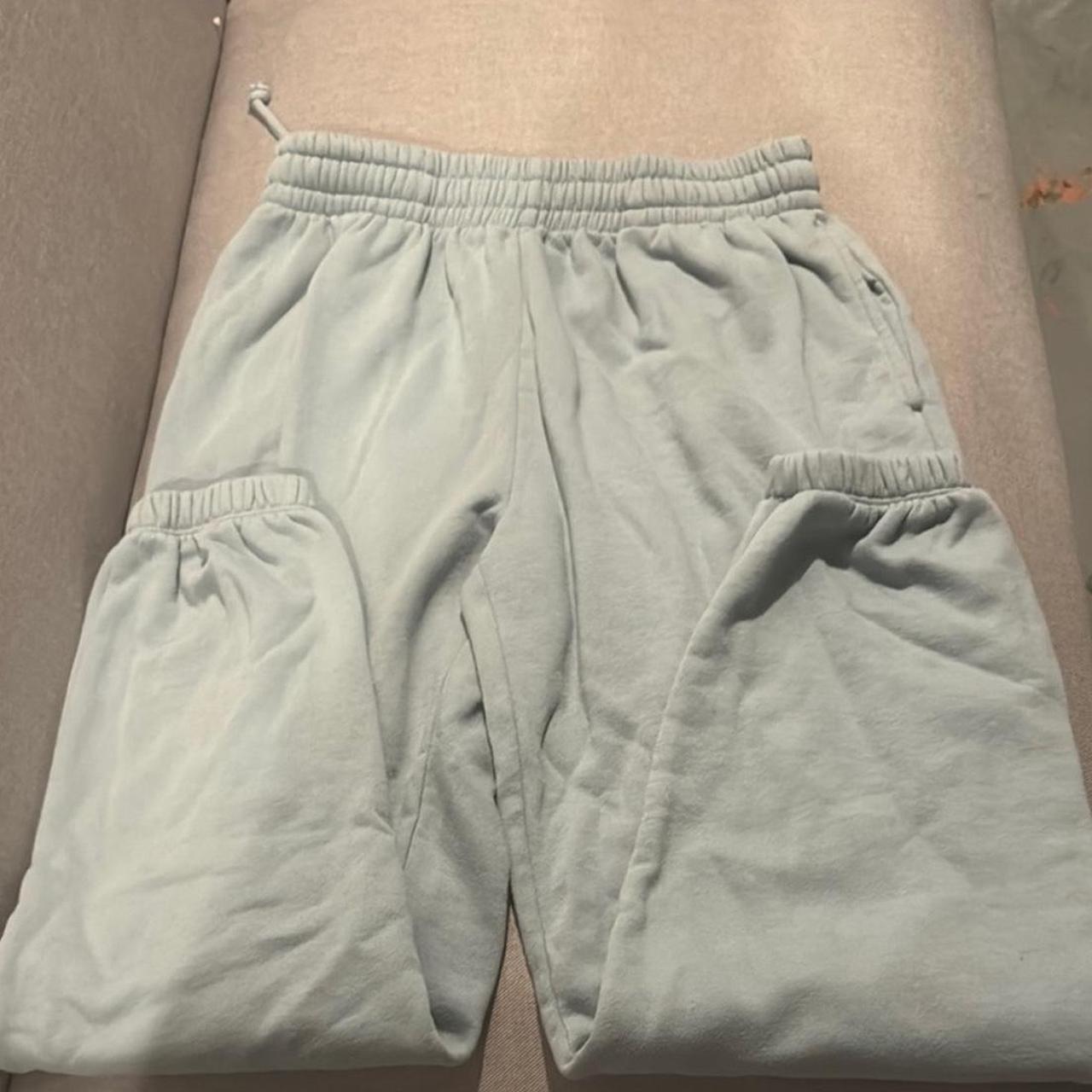 item listed by hoganmarlee7