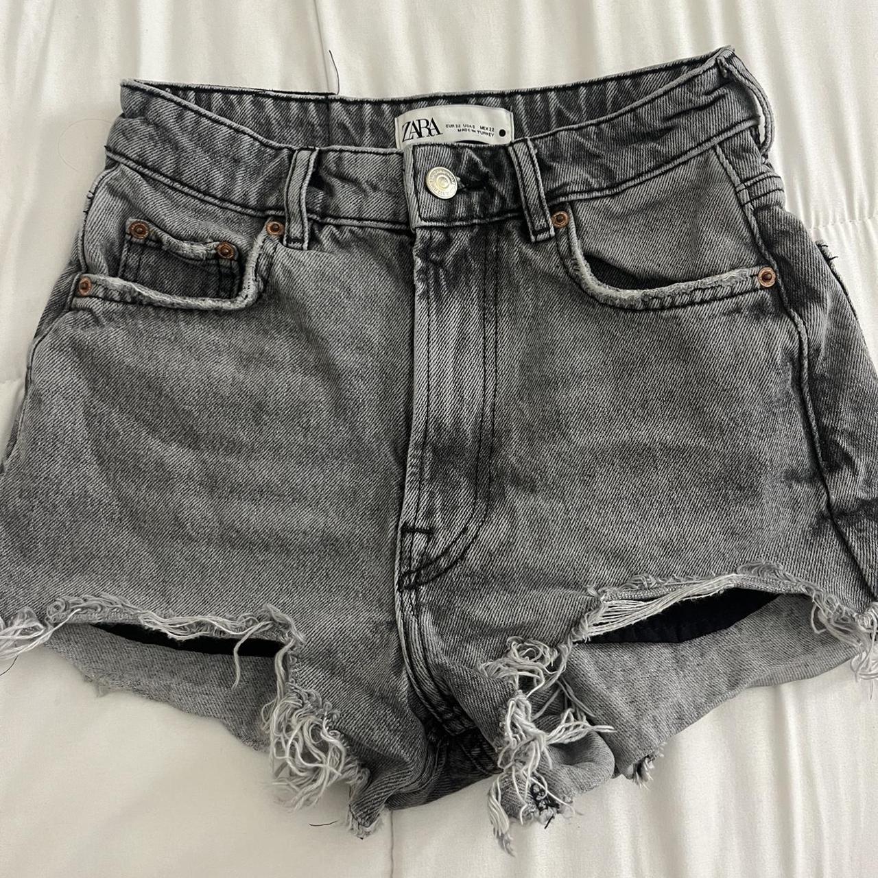 Zara shorts grey so cute, they just don't fit Depop