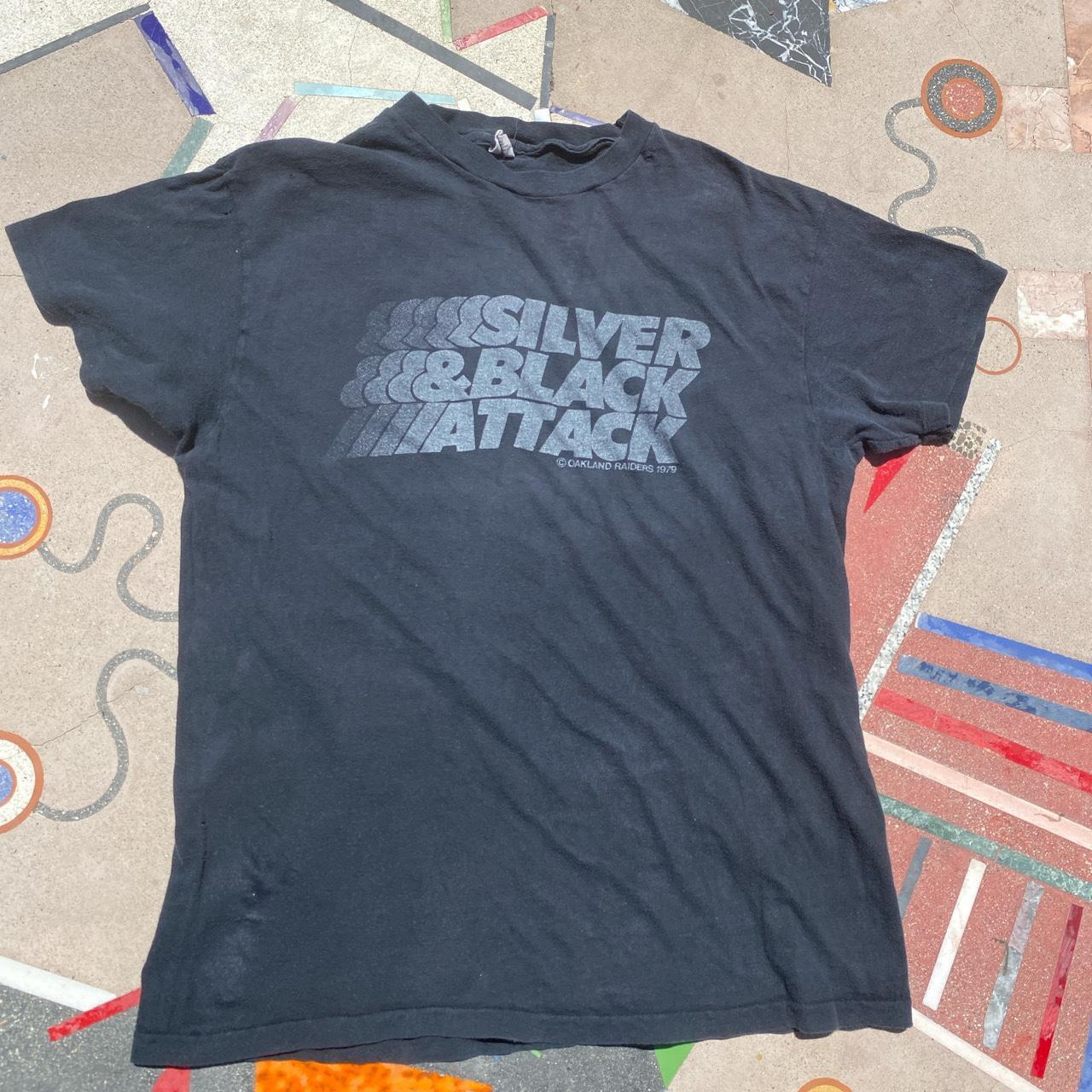 Vintage Oakland Raiders T Shirt Sliver & Black - Depop