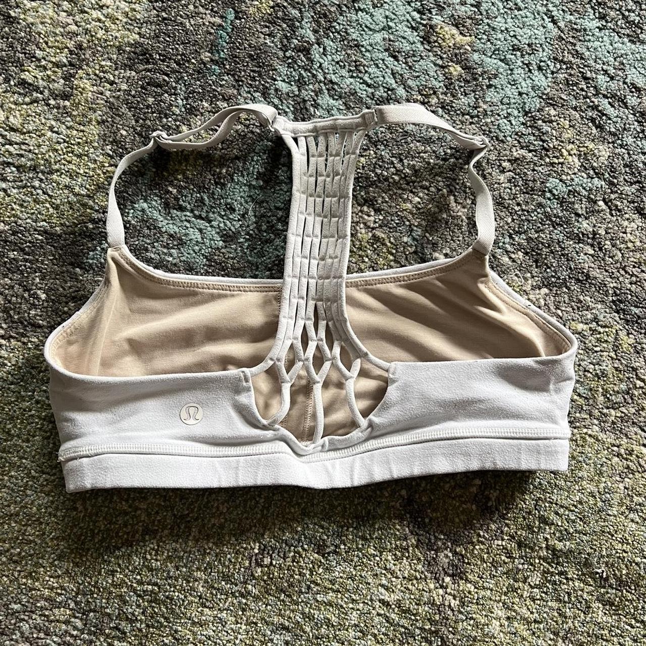 Lululemon Men's White and Cream Bra | Depop