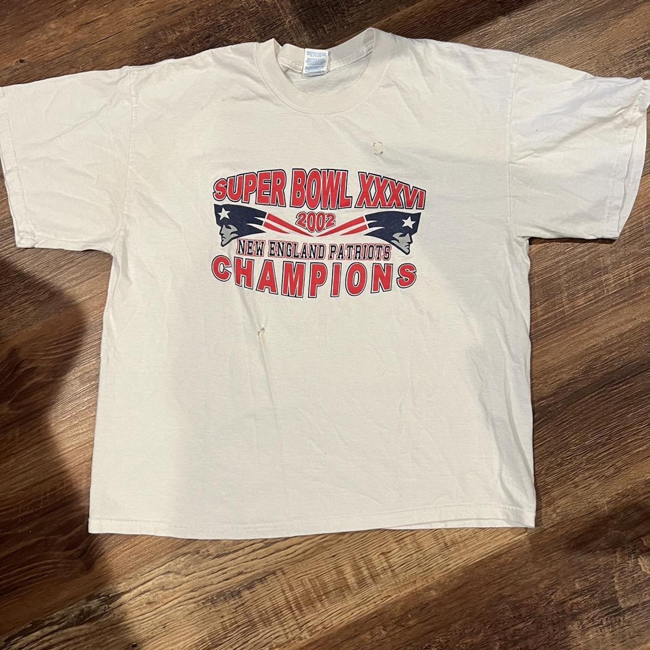 New England Patriots Graphic Super Bowl Champions Shirt