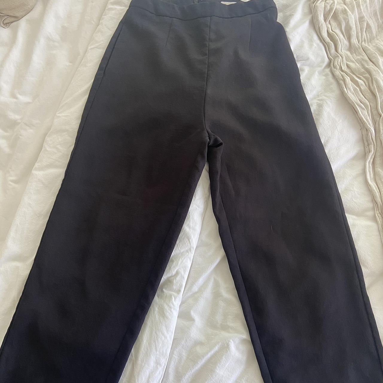 Kookai Oyster Pants (cropped style) Size 36 Great... - Depop