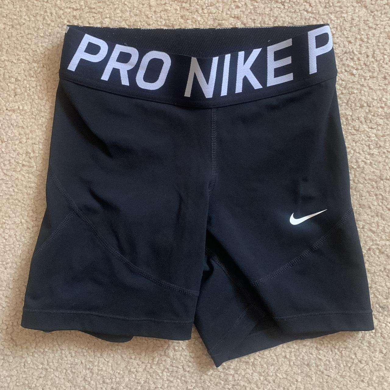 grey nike pro shorts 3 inch