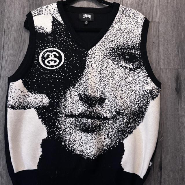 STUSSY GIZA sweater vest 【値下げも可能】 STUSSY - Stussy GIZA SWEATER VESTの通販 by マロン's shop