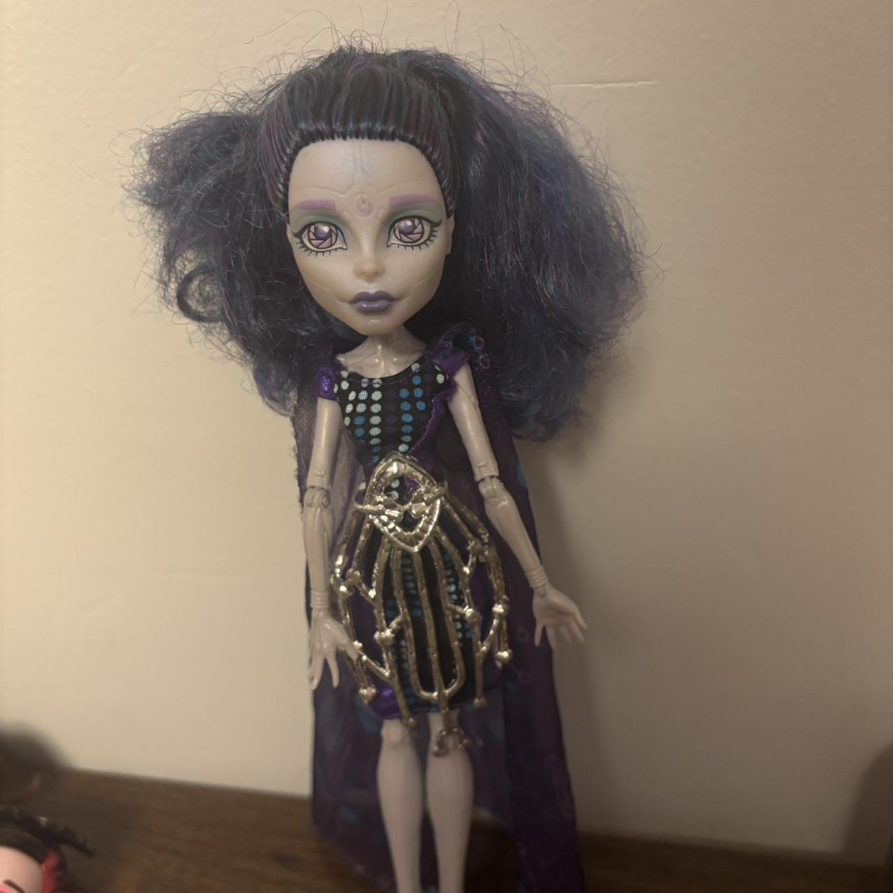 item listed by apriltoney213
