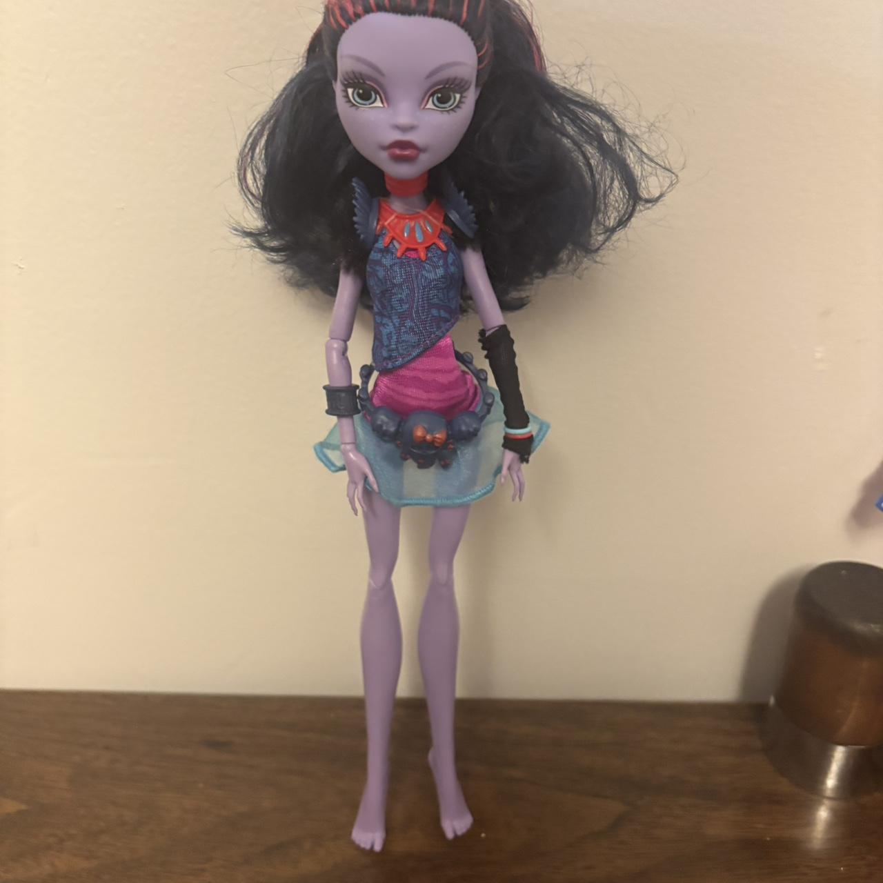item listed by apriltoney213