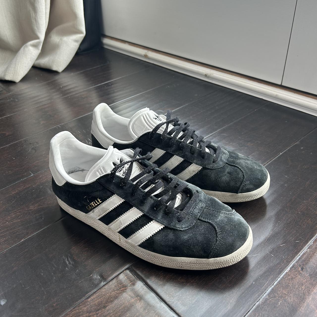 ADIDAS GAZELLES 😮‍💨😮‍💨 super cute and comfortable men... - Depop