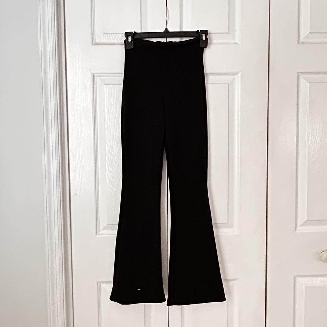 H&M Women's Black Trousers Depop