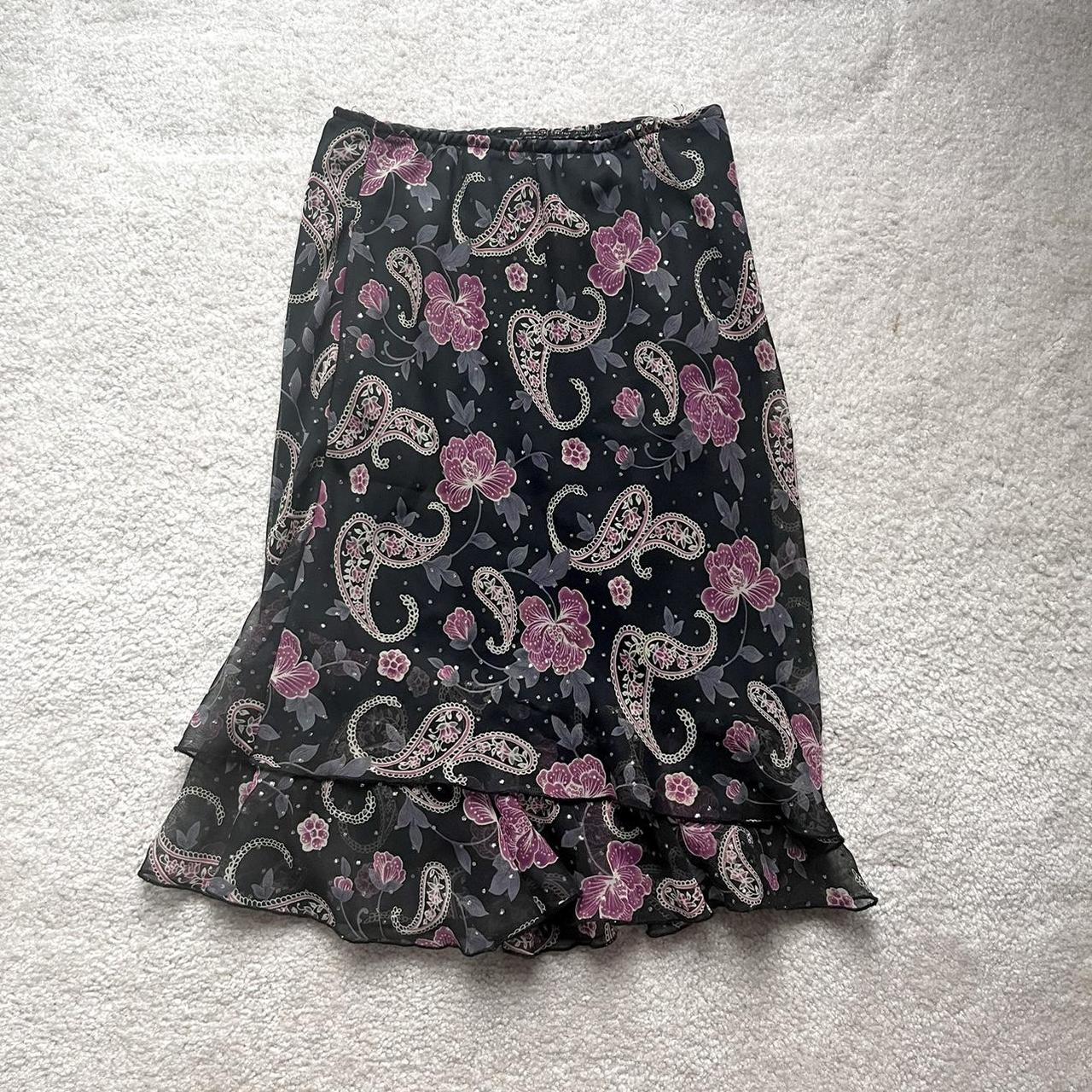 IZ Byer Women's Black and Pink Skirt | Depop