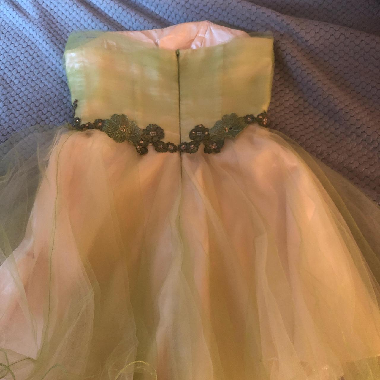 Yellow and green dress with a touch of fairy charm... Depop