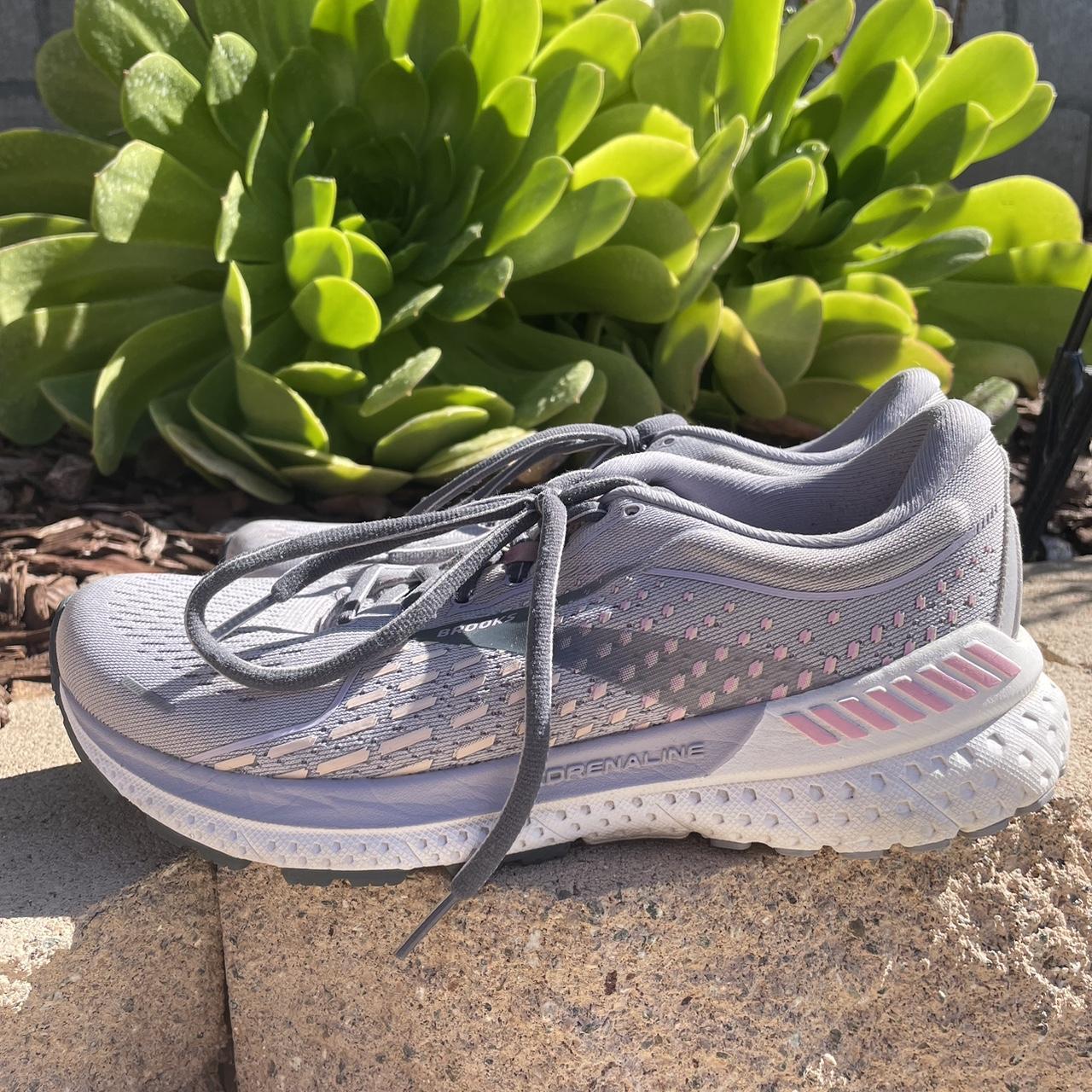 womens brooks adrenaline