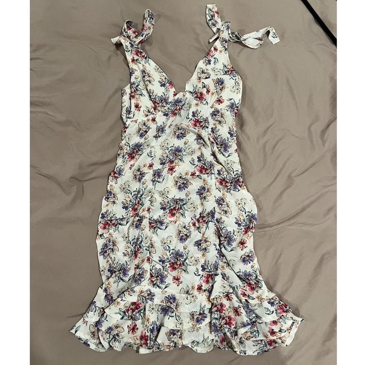 Isabelle’s Cabinet Valentina Floral... - Depop