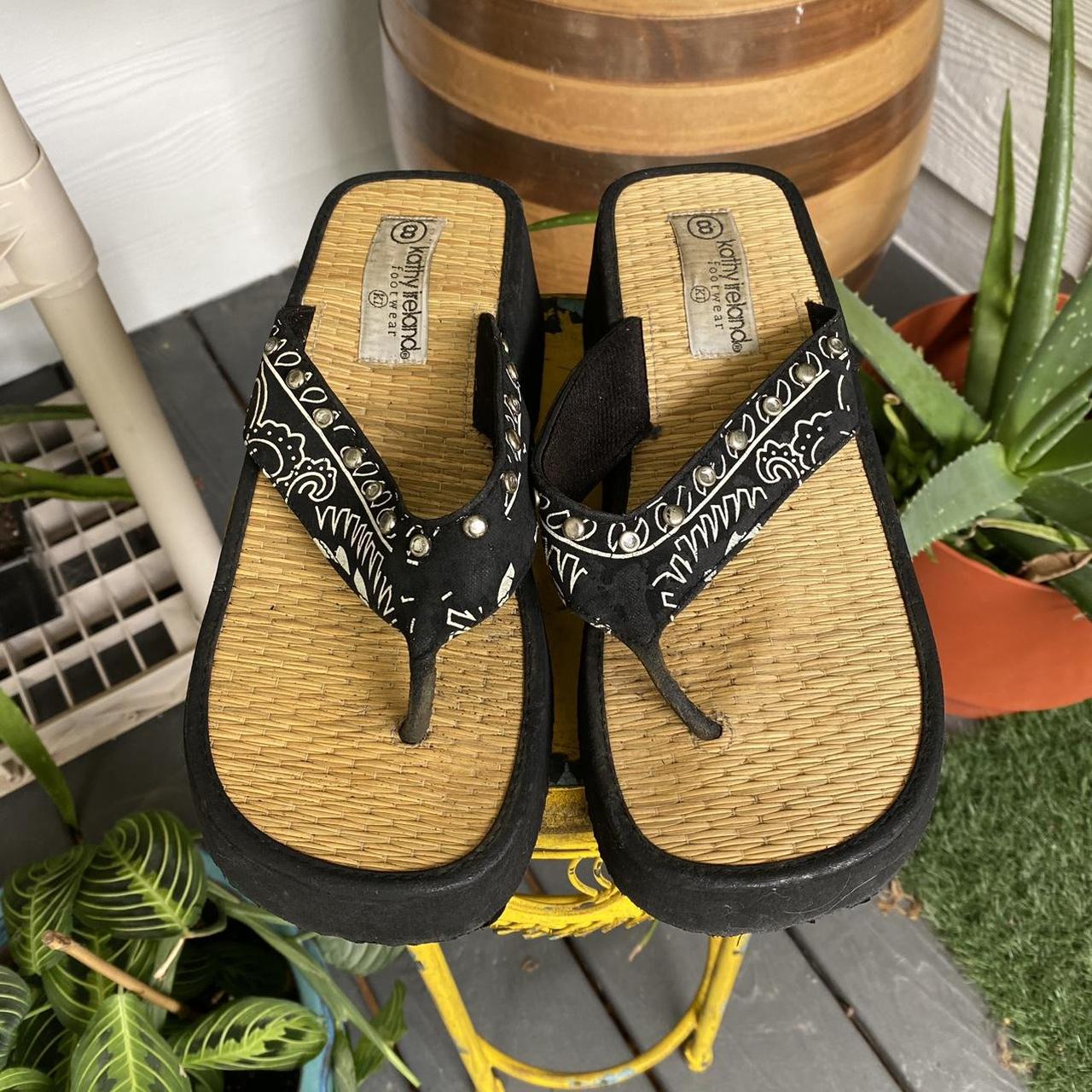 platform sandals 2000s