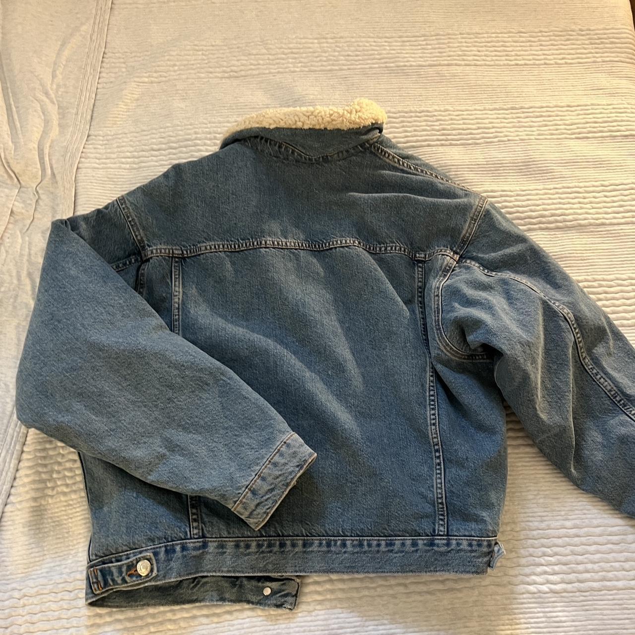 sherpa denim jacket. size 2, can fit a sm... Depop