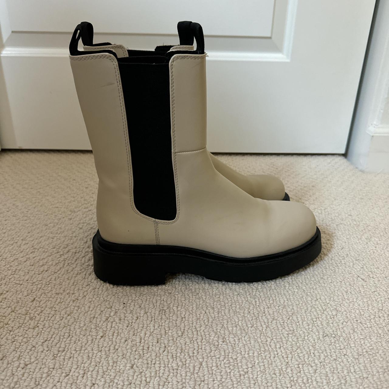 Cream and black Chelsea boots with a inch heel #boots Depop
