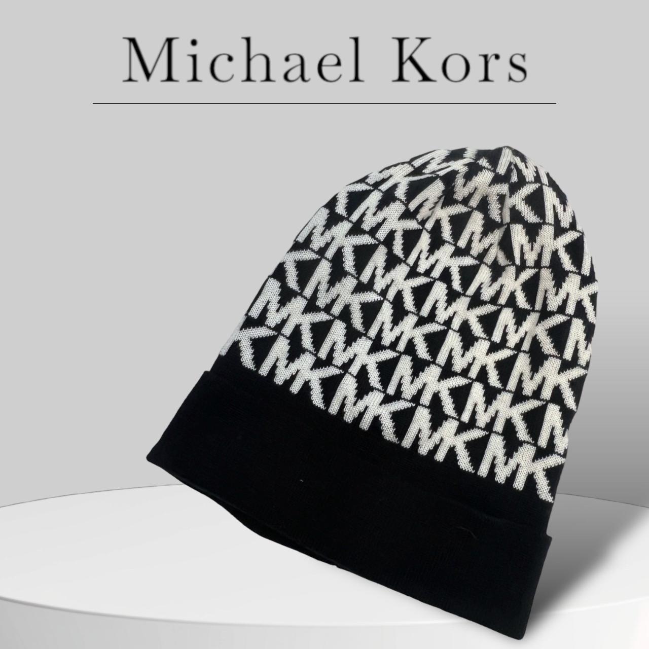 Michael Kors hotsell MK Signature Knitted Beanie Hat