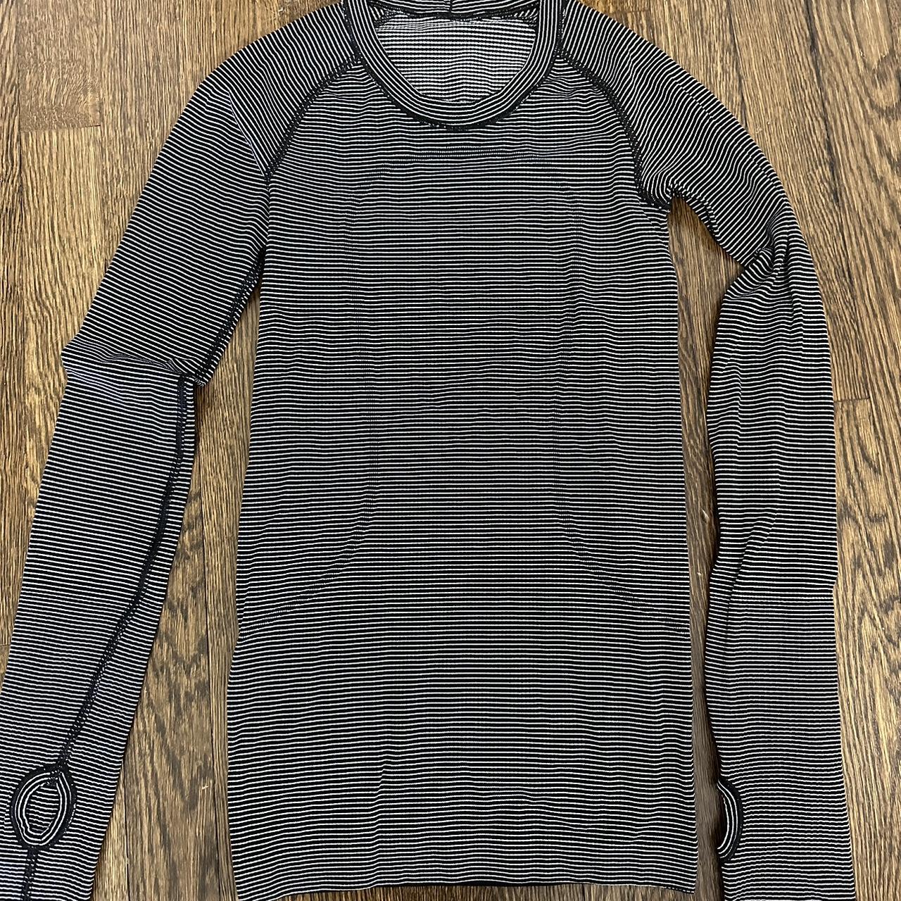 lululemon black and white striped long sleeve