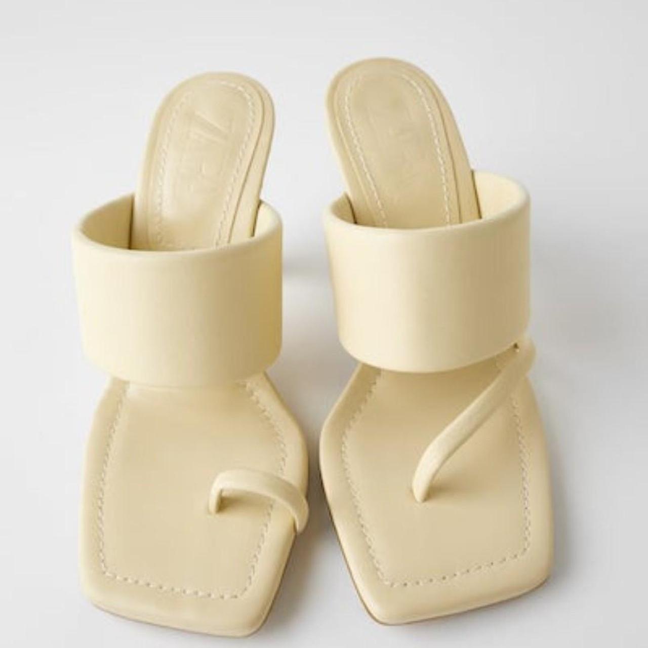 ZARA HEELED LEATHER SANDALS WITH PADDED STRAP Depop