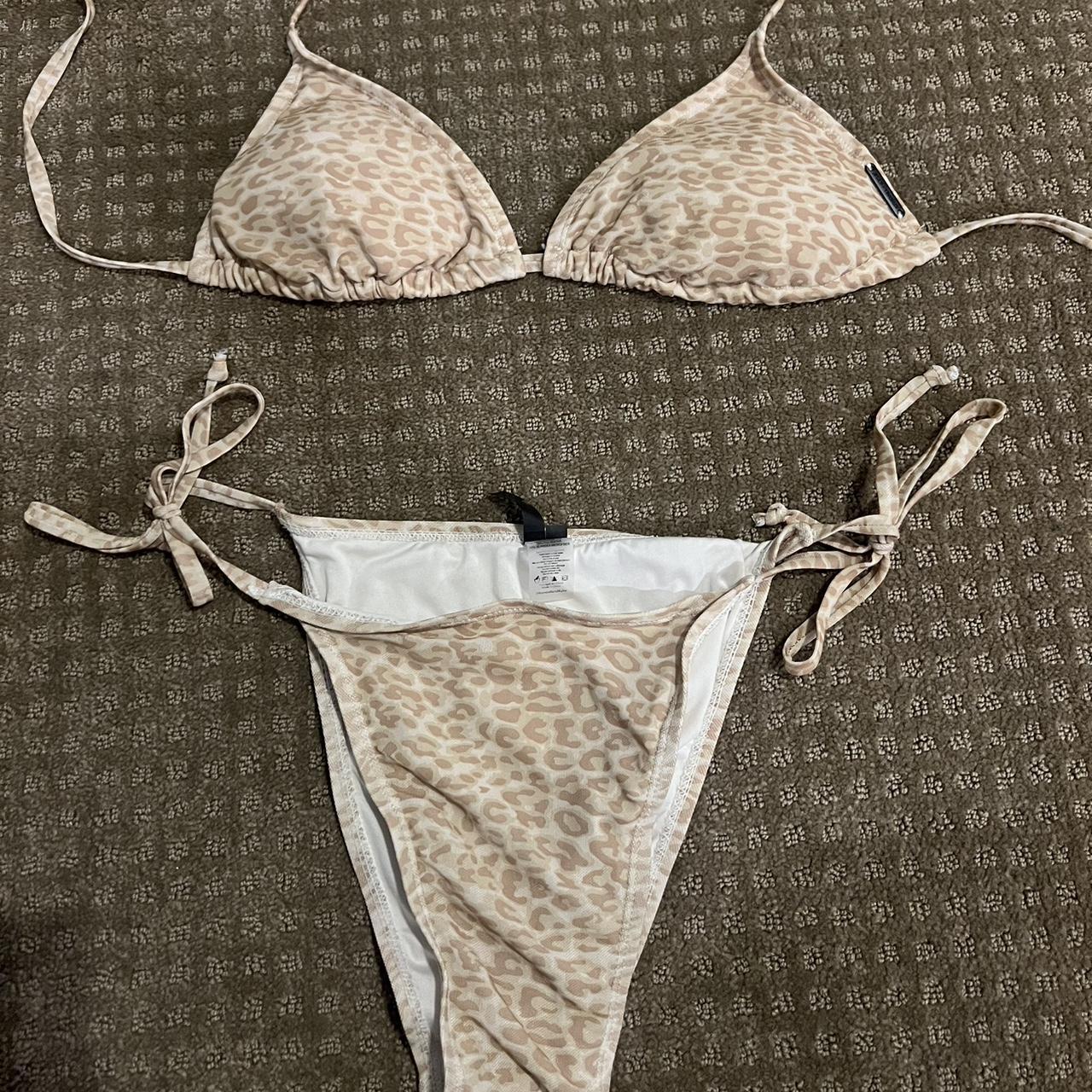 kendall and kylie bikini kendallandkylie Depop