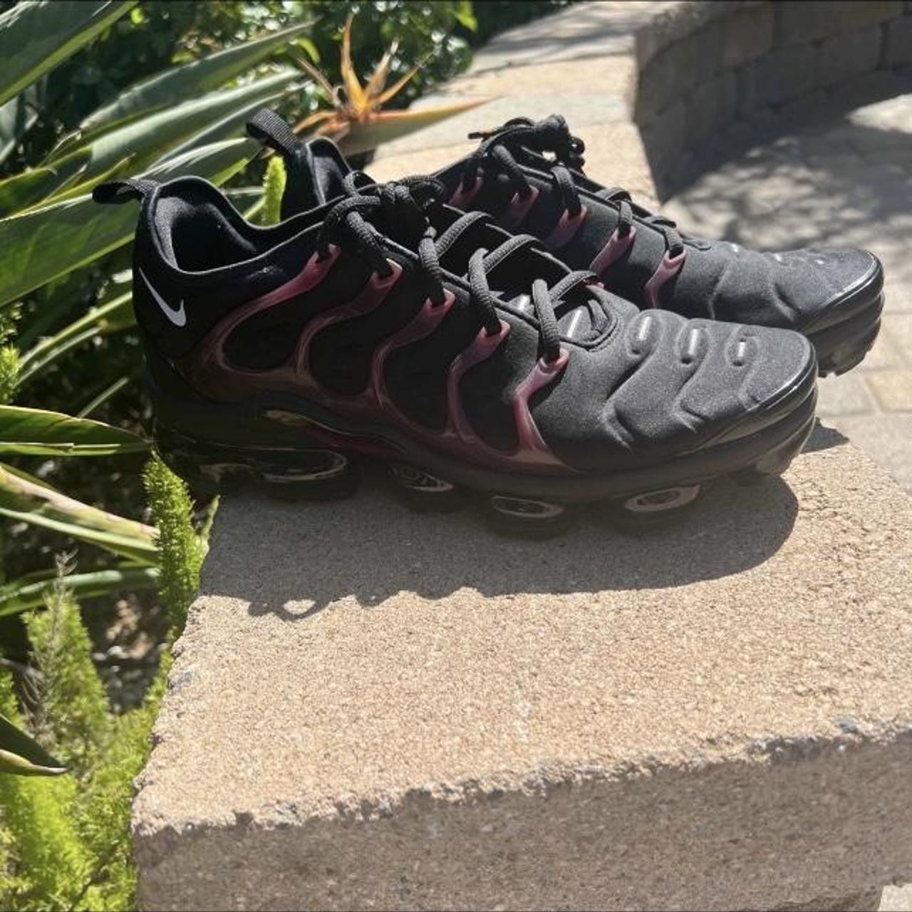 Air vapormax plus black/noble red/reflect outlet silver