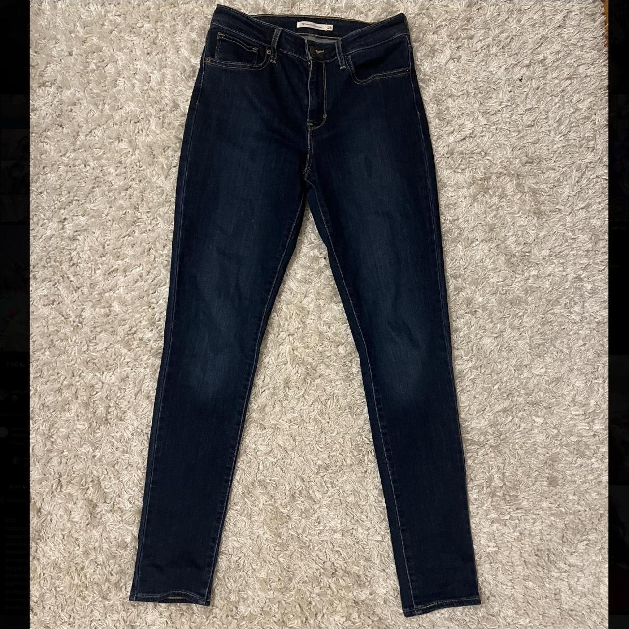 Size 28 jeans levis on sale