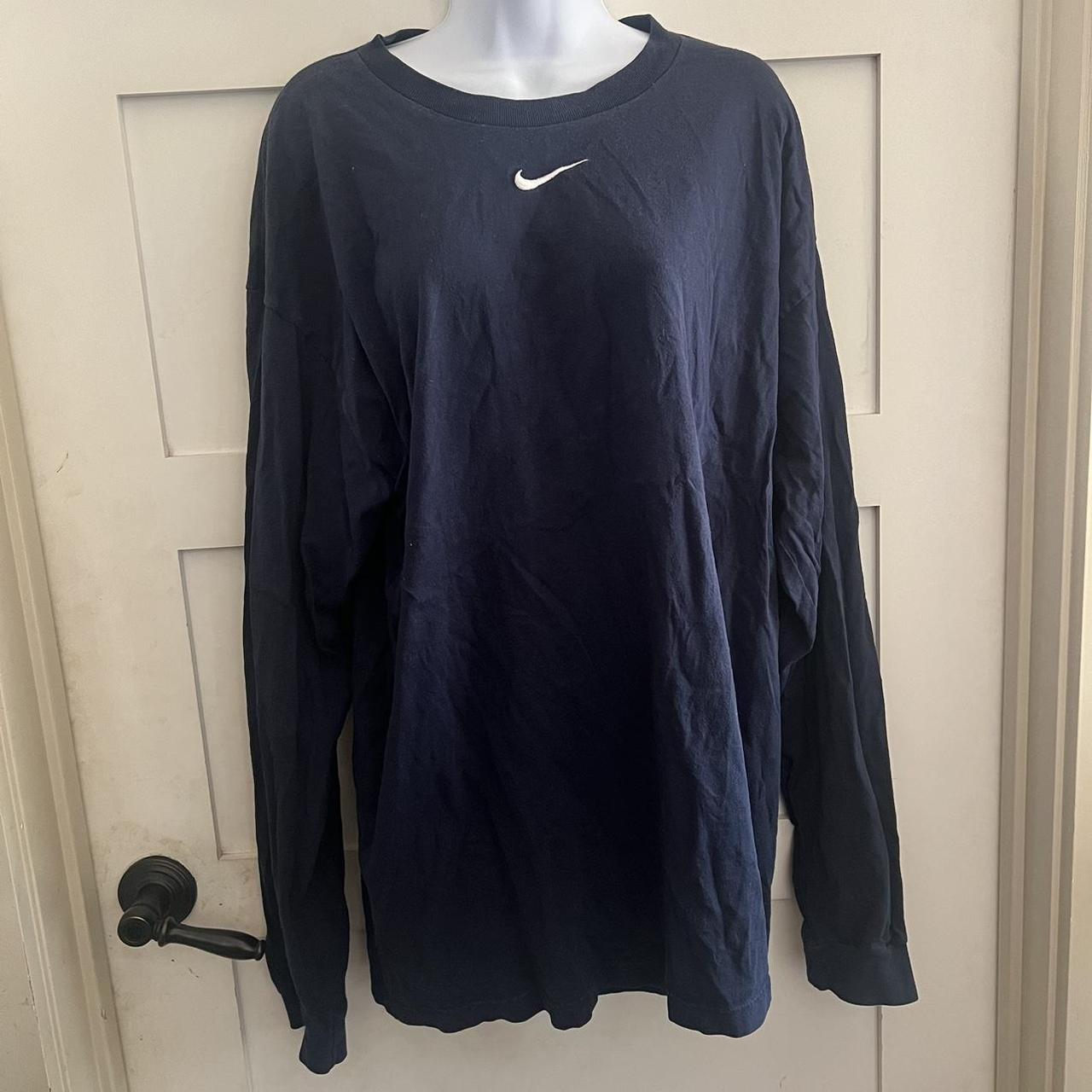 womens navy blue nike shirt