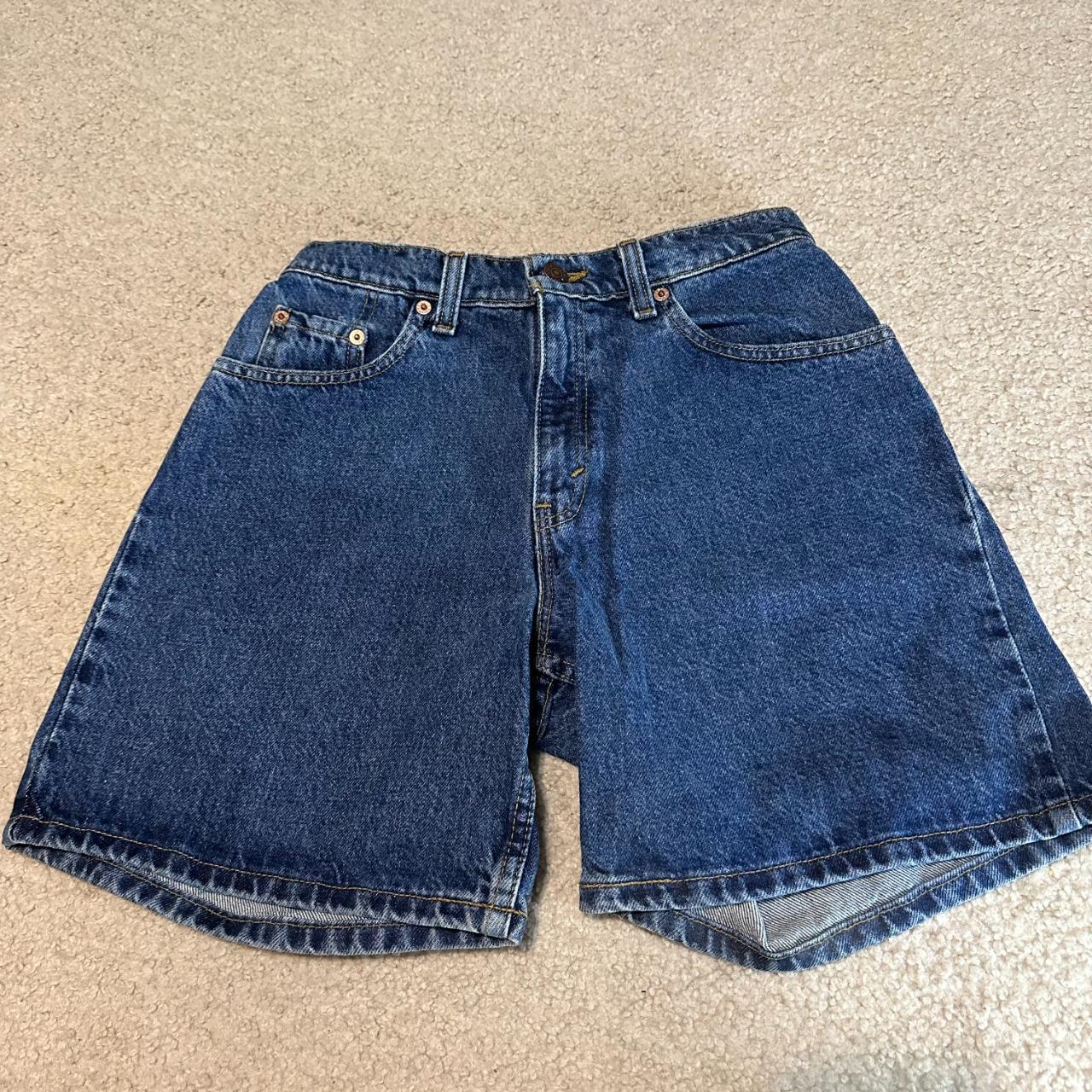 🍒 levi's high waisted mom shorts super cute and - Depop