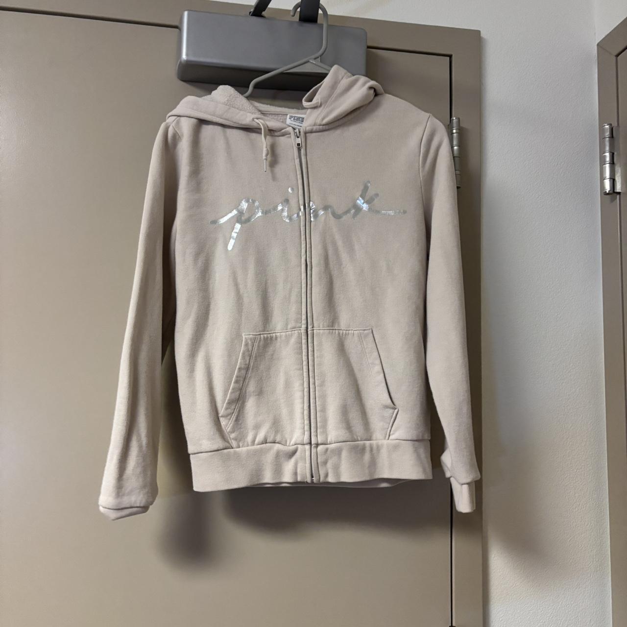 item listed by emileer0se