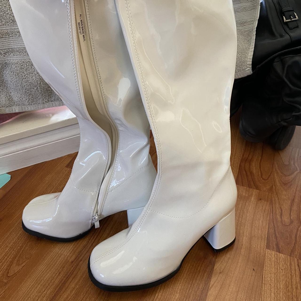 Women's White Boots Depop
