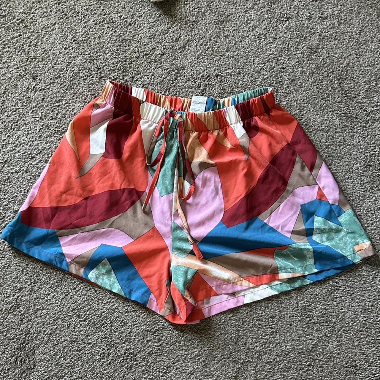 Women's Shorts - Multi - XL – Abstract pattern co… - image 1