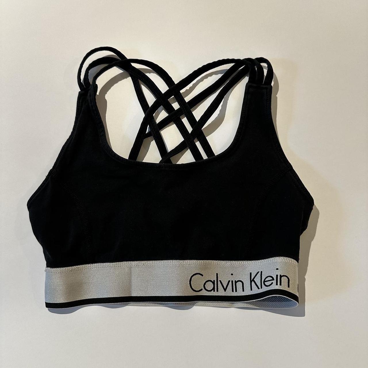 Calvin Klein Women's Black and White Bra | Depop