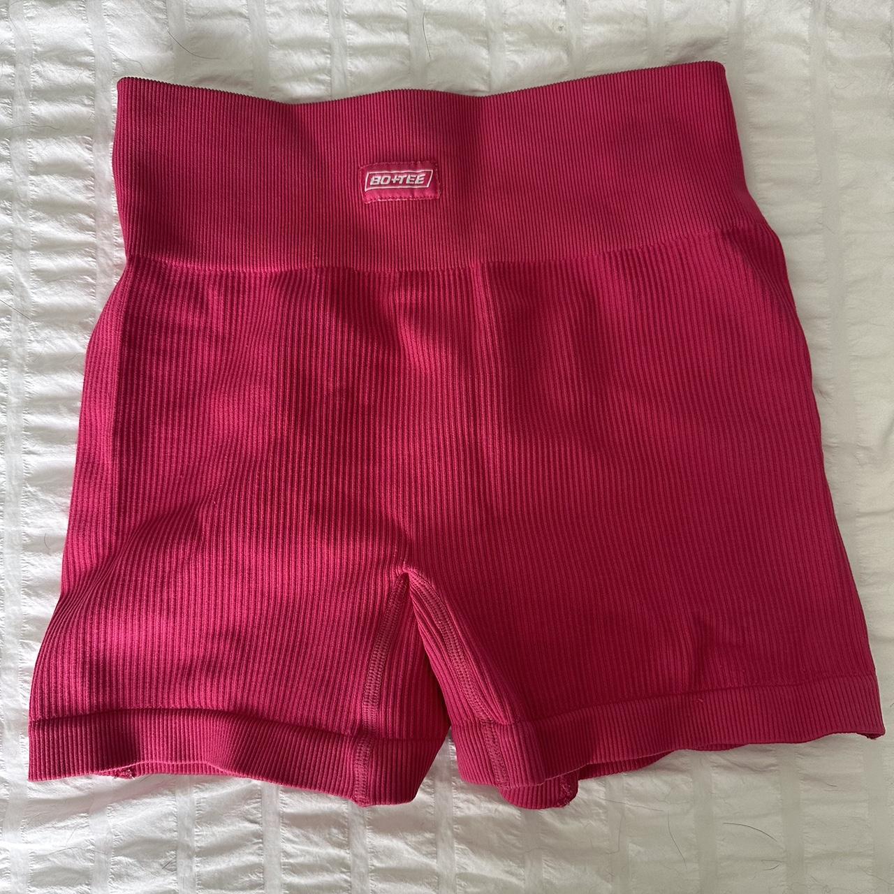 Pink bo-and-tee-shorts - Depop