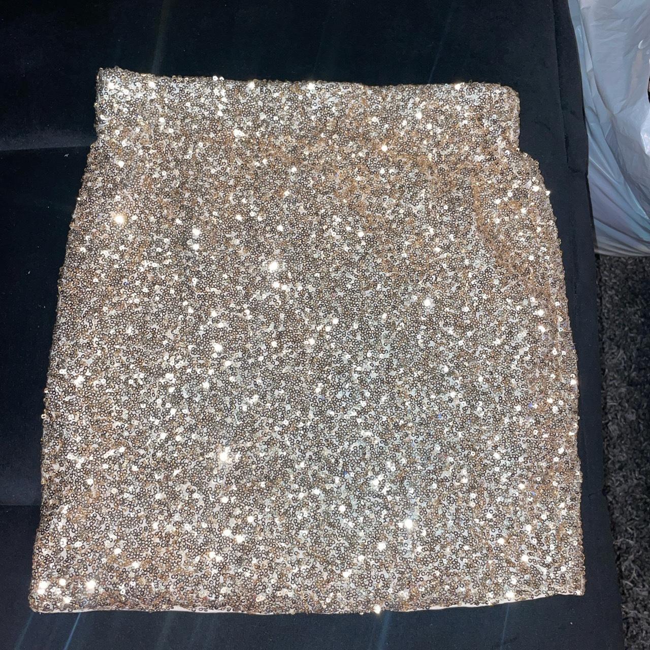 Repop gold sequinned skirt, size 8, bought for event... - Depop