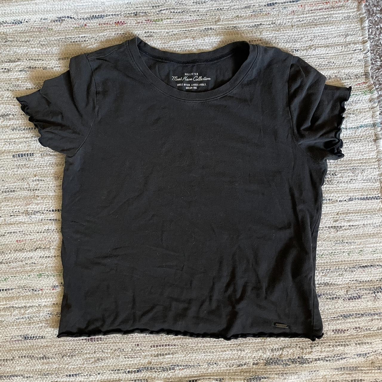 Hollister black lettuce edge baby tee, Super cute
