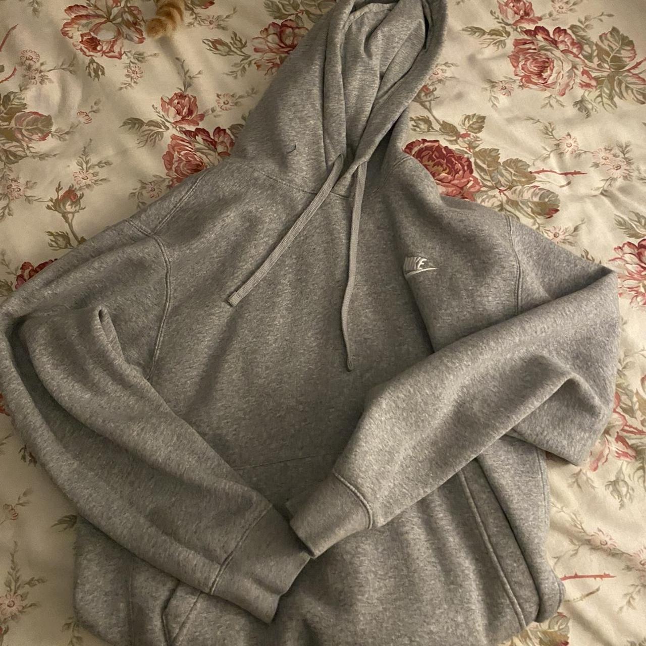 mens gray nike hoodie