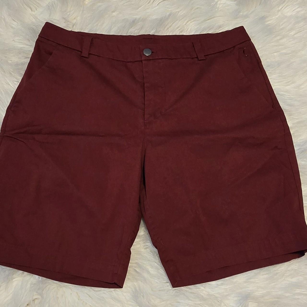 Lululemon Mens popular Shorts Size 32