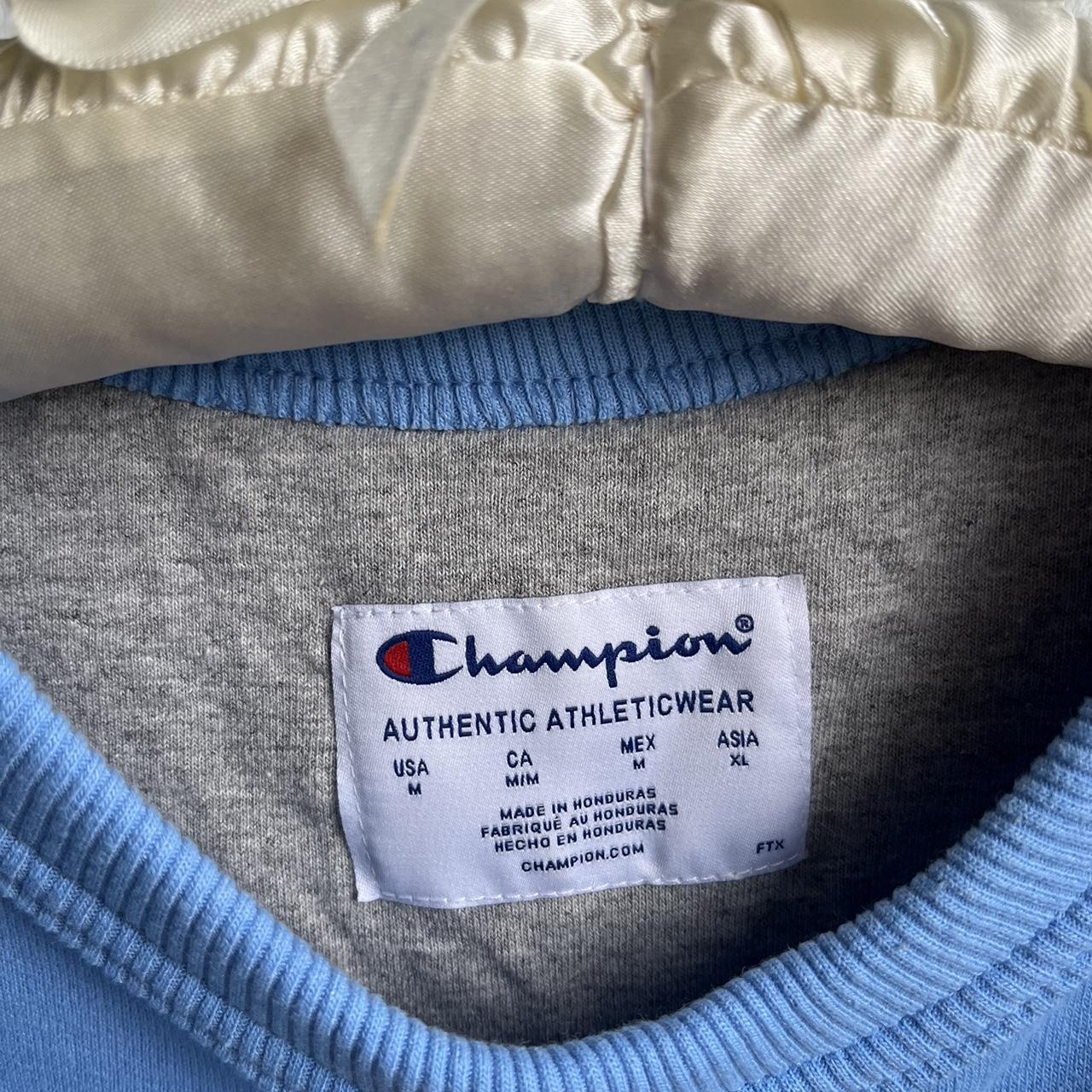 Champion Women's Blue Sweatshirt (2)