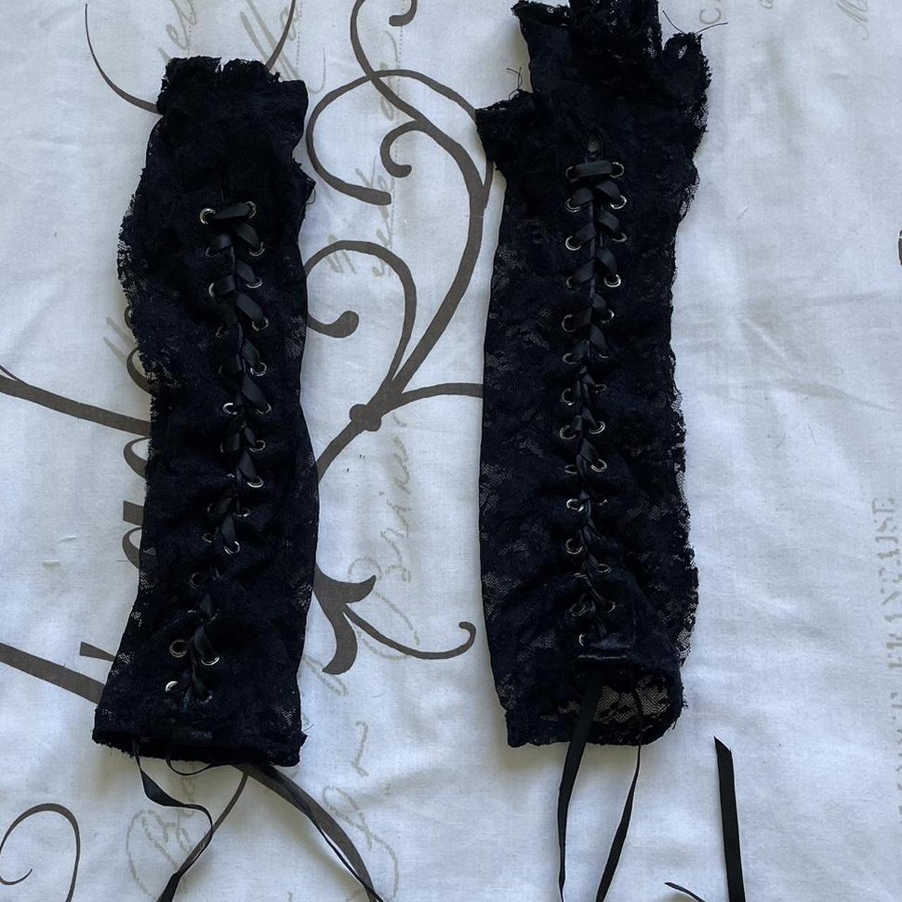 SHEIN LACE GLOVES SIZE S Depop